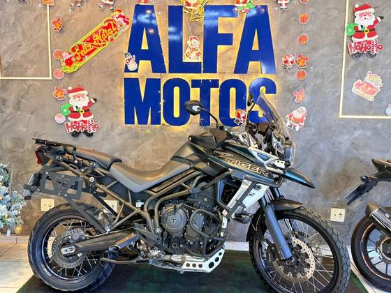 TRIUMPH TIGER 800 XCA 